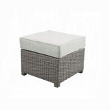 Sofá de patio Salena con 2 almohadas y otomana
