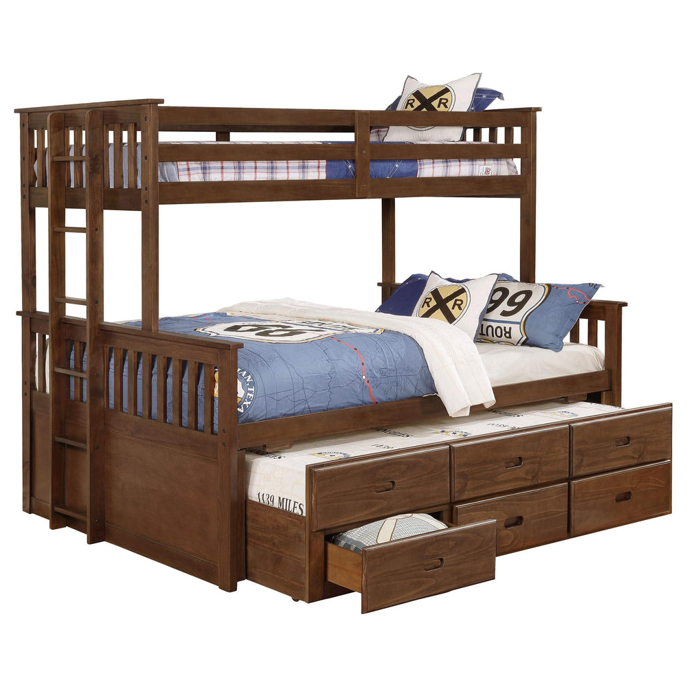 Litera Atkin Twin XL de 3 cajones sobre cama tamaño queen en nogal desgastado