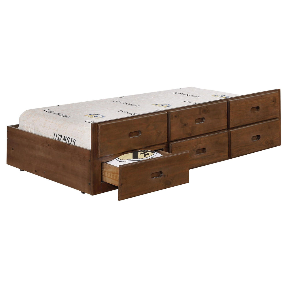 Litera Atkin Twin XL de 3 cajones sobre cama tamaño queen en nogal desgastado