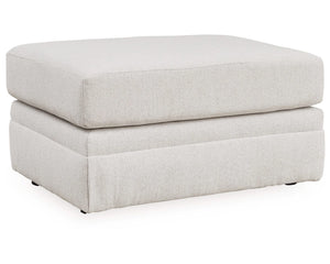 Maitelynn Ottoman