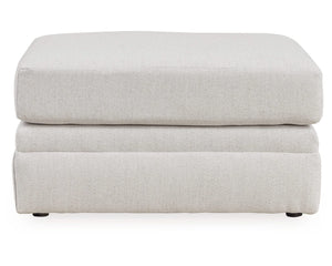 Maitelynn Ottoman