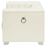 Sillón Chaviano tapizado con brazos de riel, color blanco perla