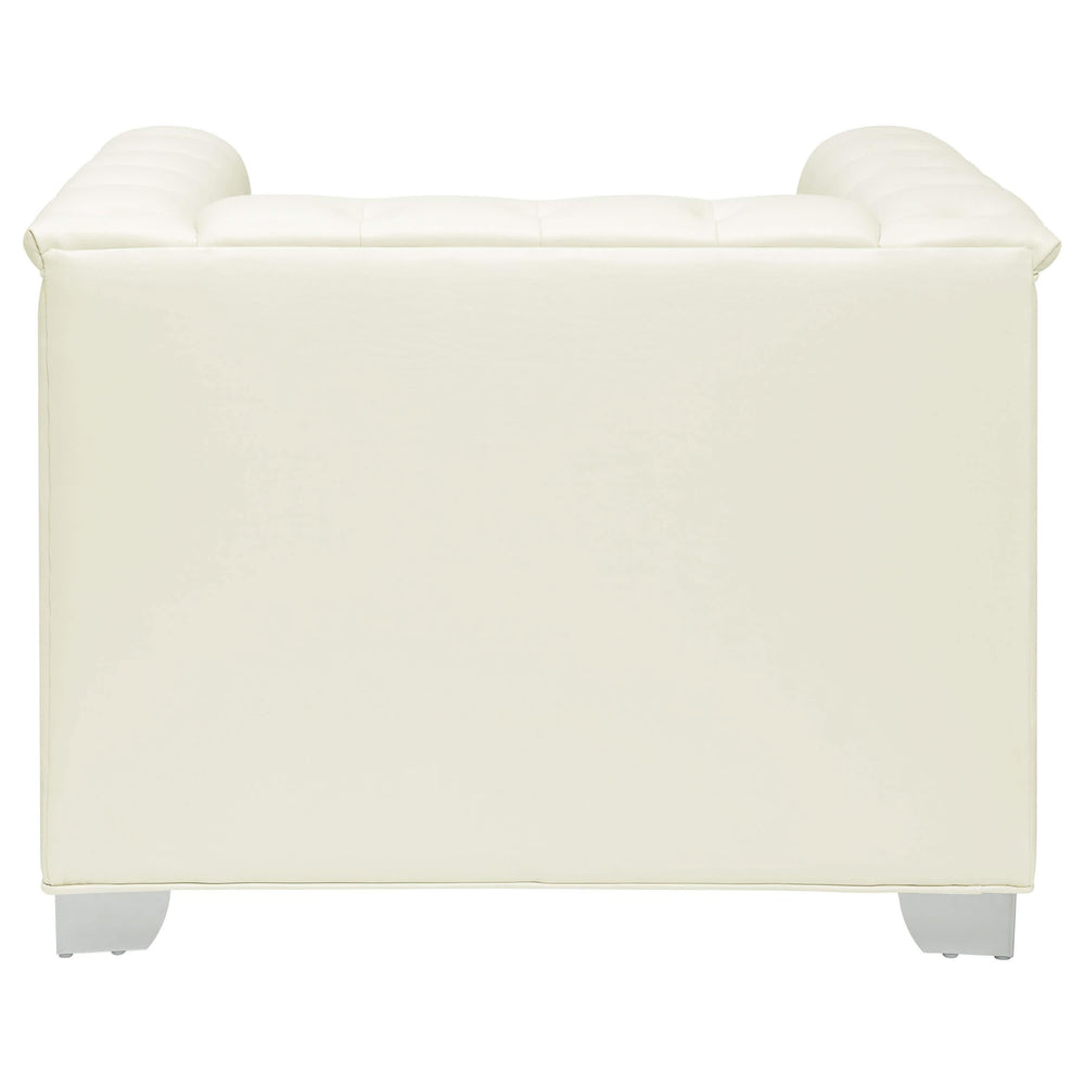 Sillón Chaviano tapizado con brazos de riel, color blanco perla