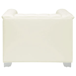 Sillón Chaviano tapizado con brazos de riel, color blanco perla