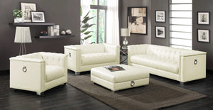 Sillón Chaviano tapizado con brazos de riel, color blanco perla