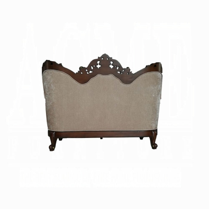 Devayne Loveseat W/4 Pillows(Same Lv01583)