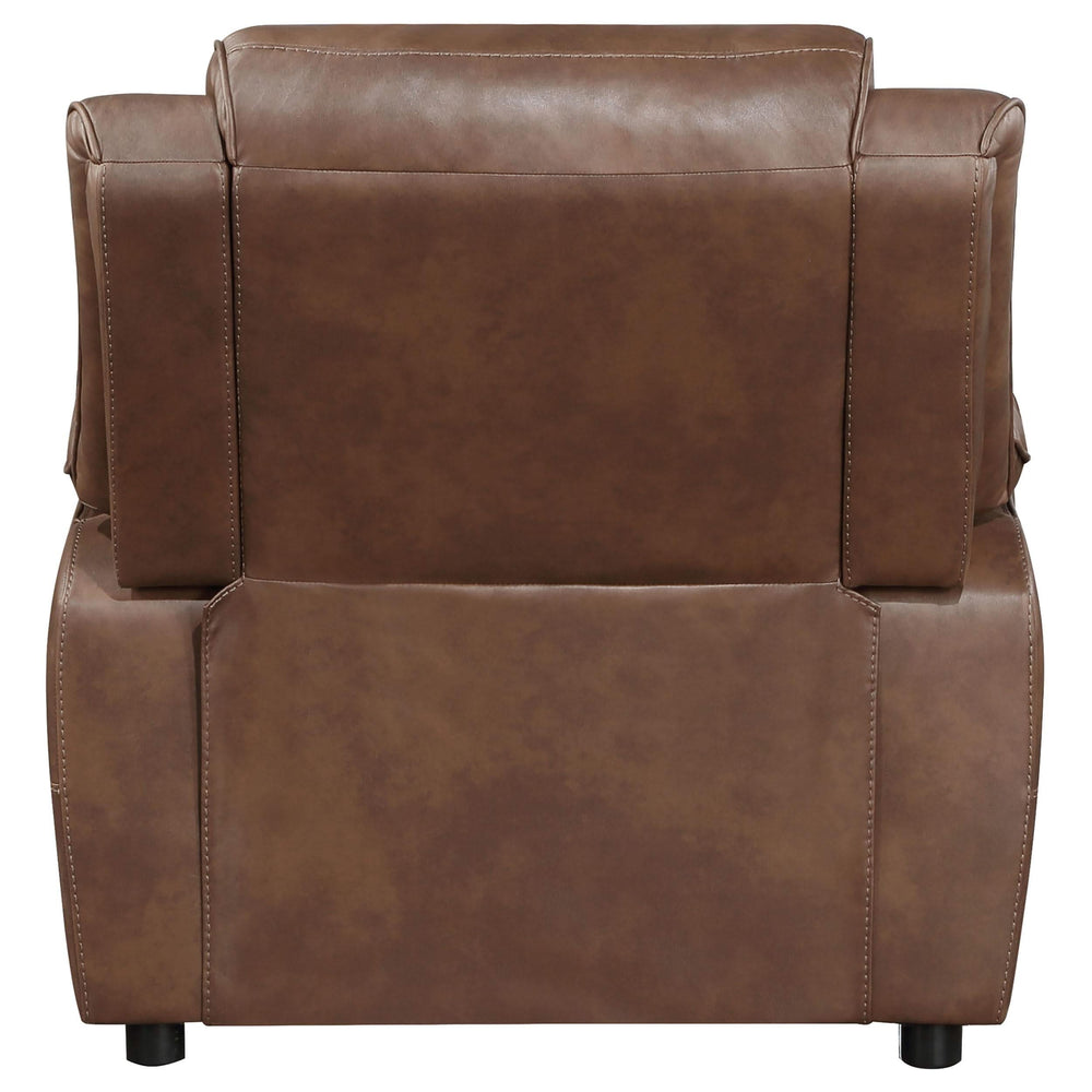 Sillón Ellington tapizado con brazos acolchados, color marrón oscuro