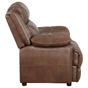 Sillón Ellington tapizado con brazos acolchados, color marrón oscuro