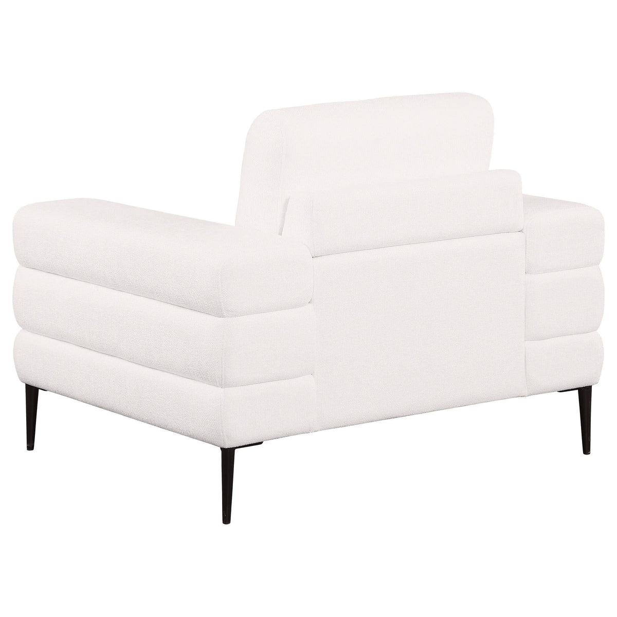 Sillón Jessel tapizado en chenilla con brazos tipo riel, color marfil