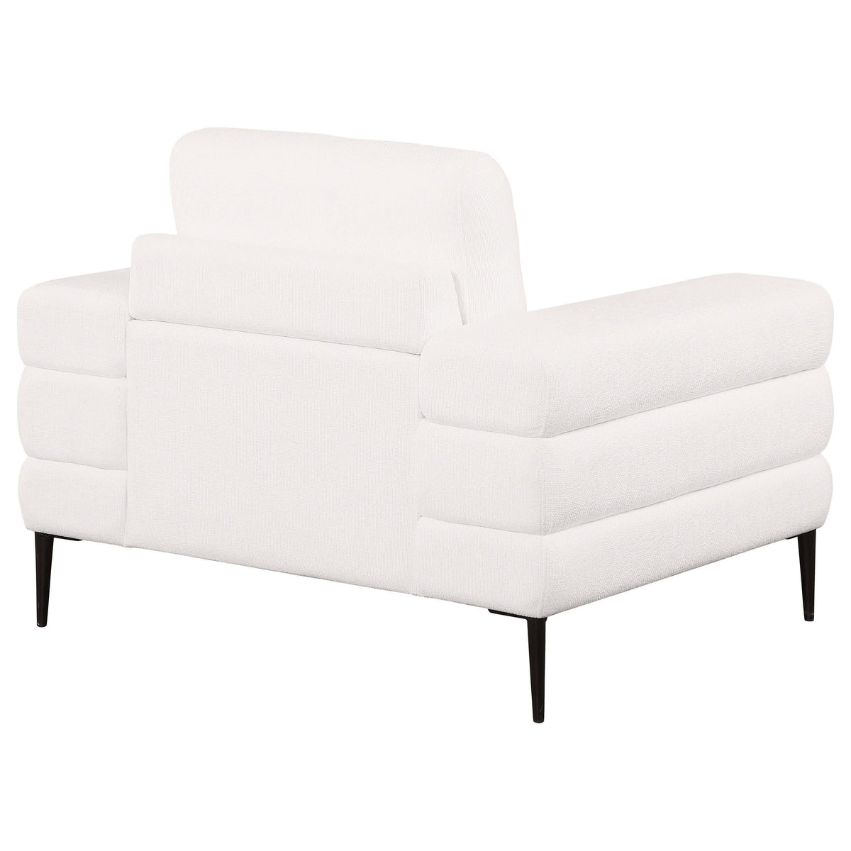 Sillón Jessel tapizado en chenilla con brazos tipo riel, color marfil