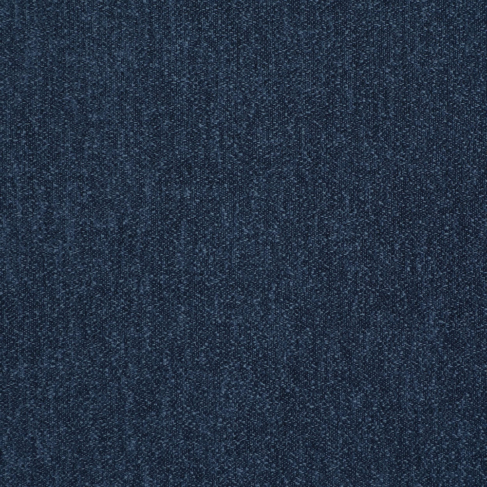 Sillón moderno tapizado en chenilla con brazos en azul
