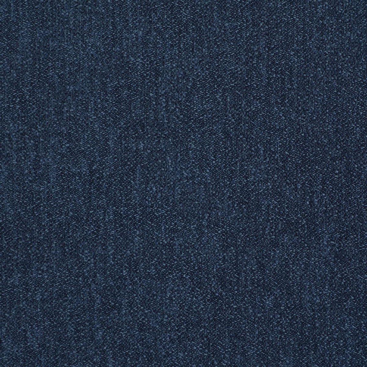 Sillón moderno tapizado en chenilla con brazos en azul