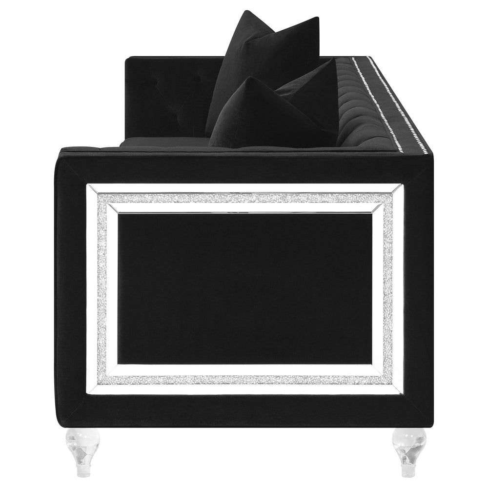 Sofá tapizado con brazos tipo esmoquin capitoné Delilah, color negro