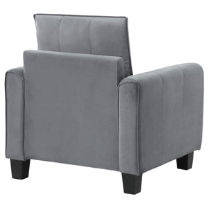 Sillón tapizado Davis con brazos enrollados, color gris