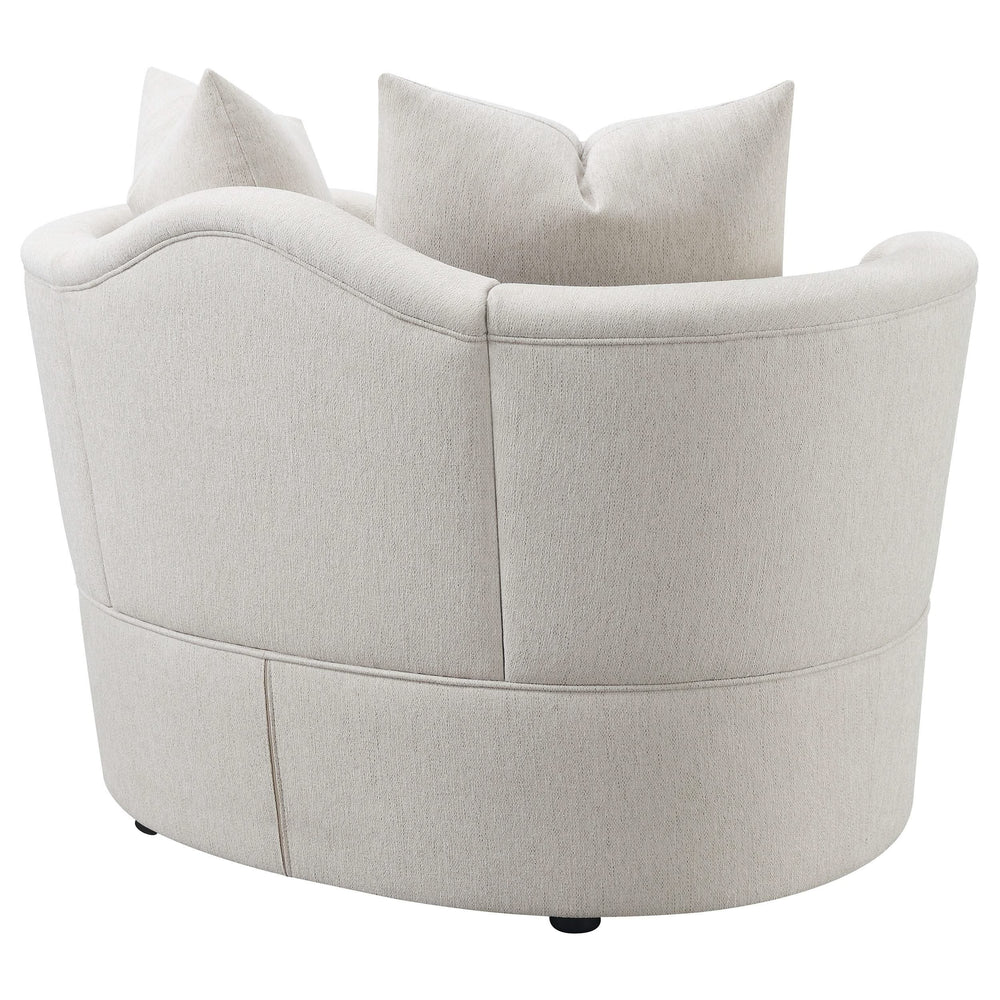 Silla tapizada Kamilah con respaldo camel beige