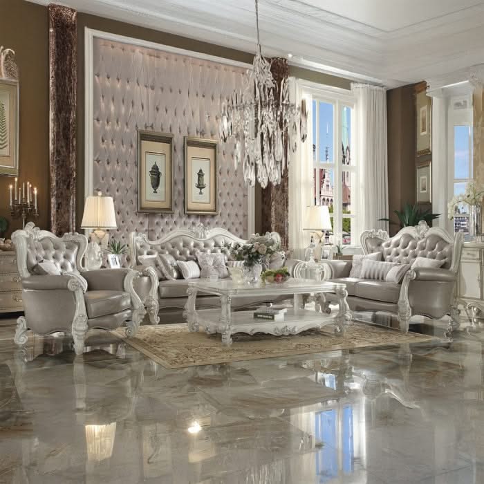 Versailles Chair W/2 Pillows