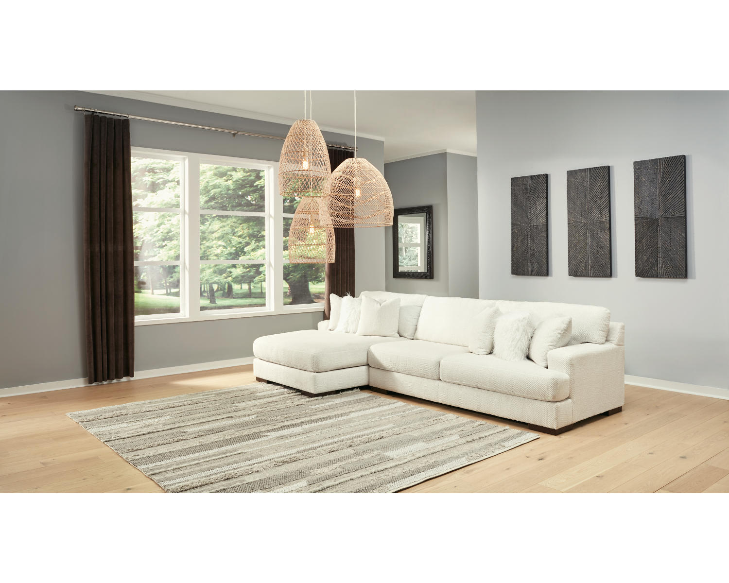Zada 2-Piece Sectional with Chaise