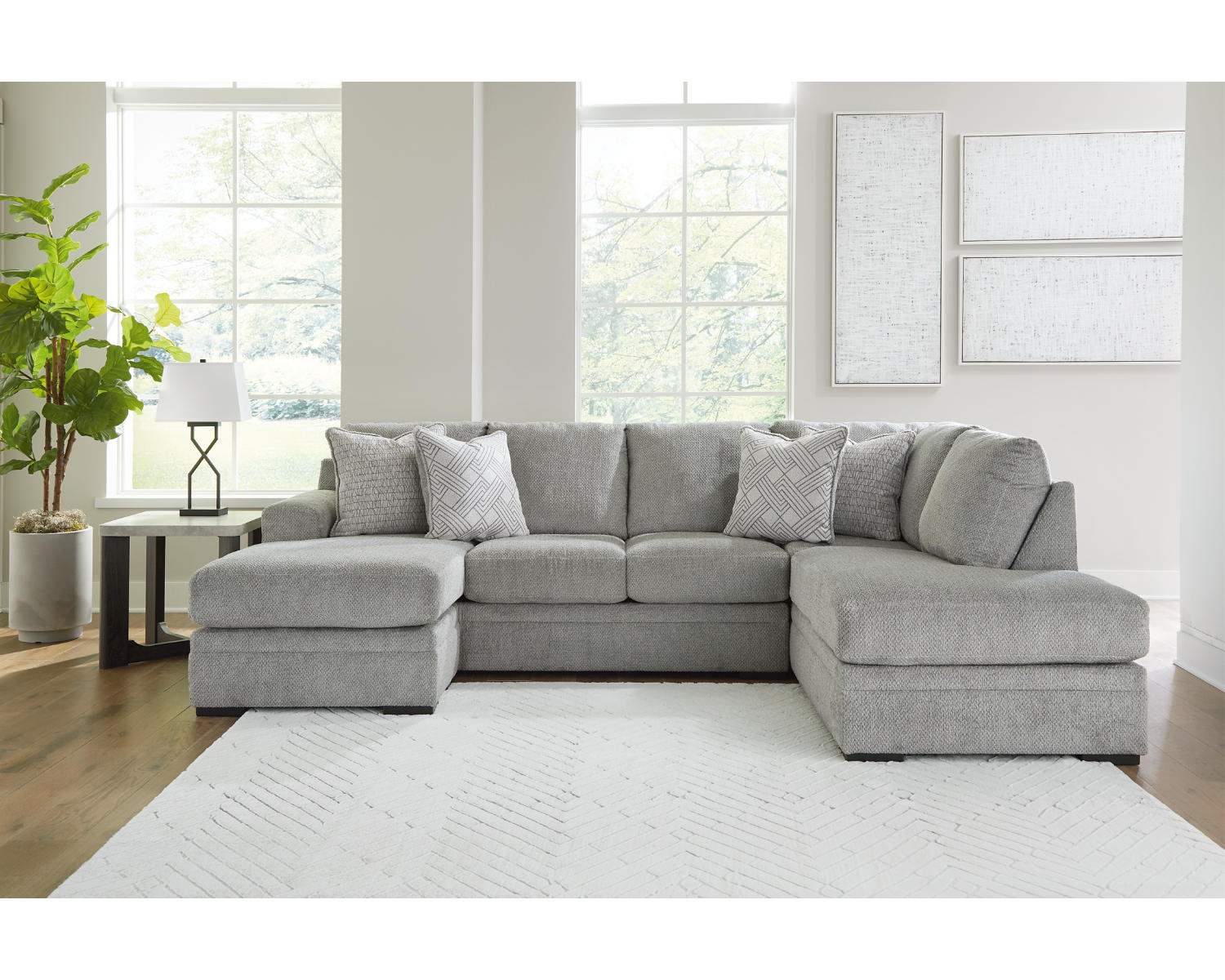 Casselbury 2-Piece Sectional with Chaise
