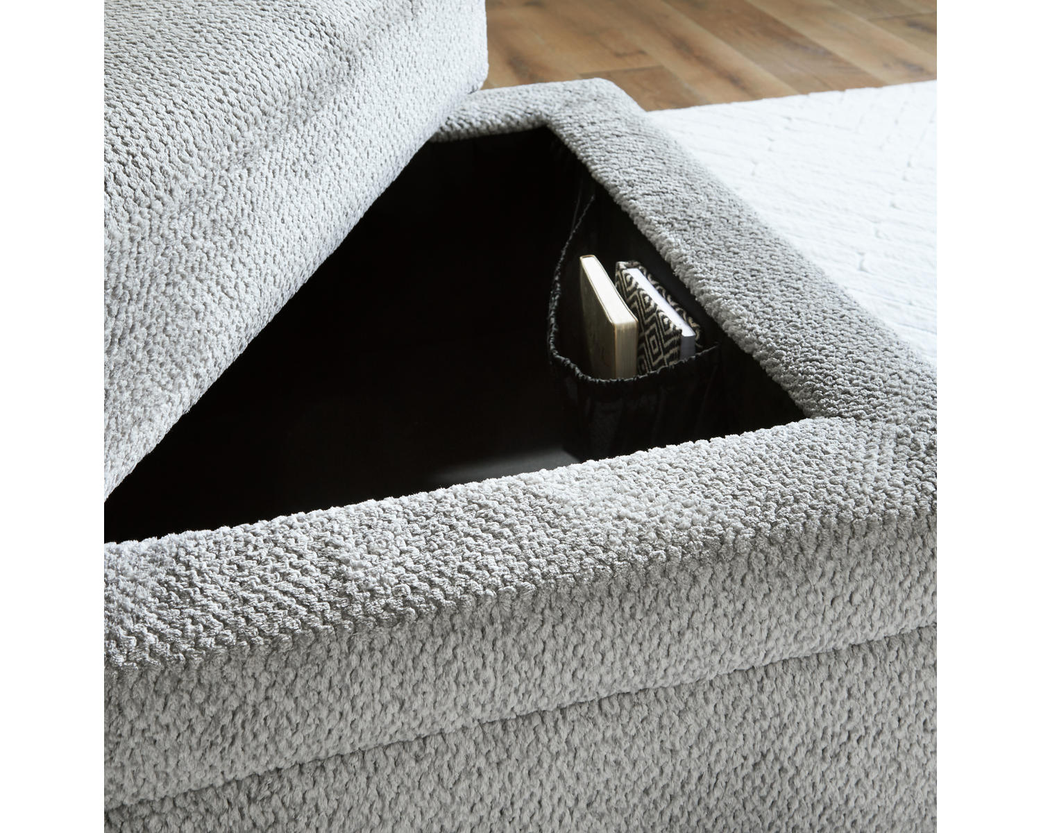 Casselbury Ottoman With Storage