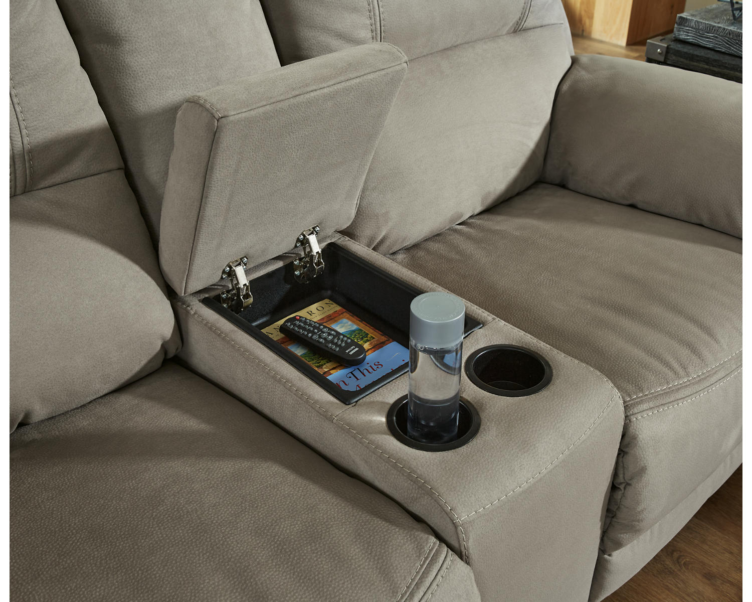 Next-Gen Gaucho Reclining Loveseat with Console