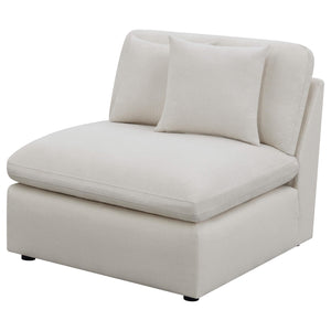 Silla Hobson tapizada sin brazos color marfil