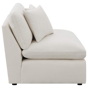 Silla Hobson tapizada sin brazos color marfil