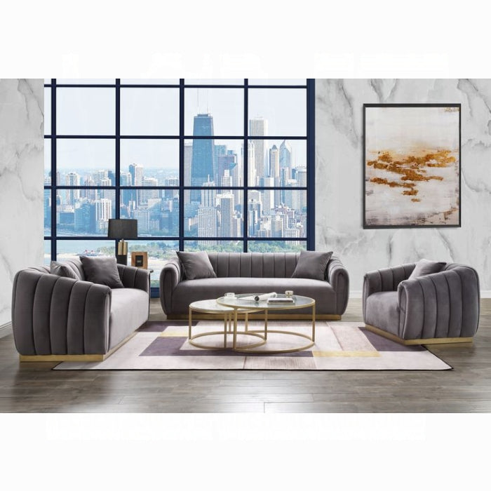 Elchanon Loveseat W/2 Pillows
