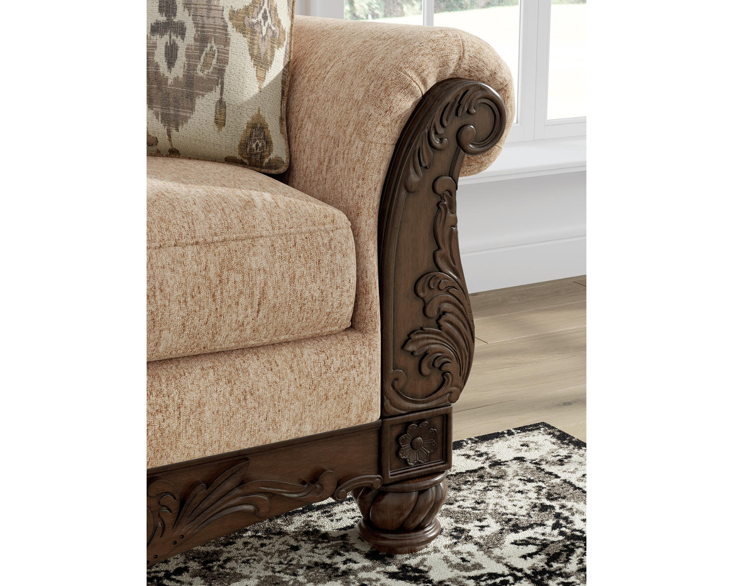 Chelsworth Loveseat