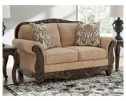 Chelsworth Loveseat