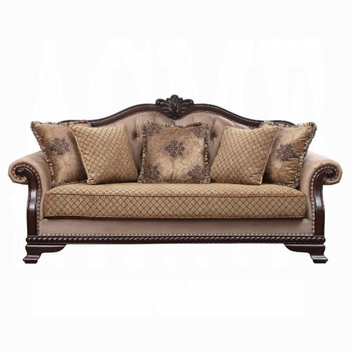 Chateau De Ville Sofa W/5 Pillows (Same Lv01588)