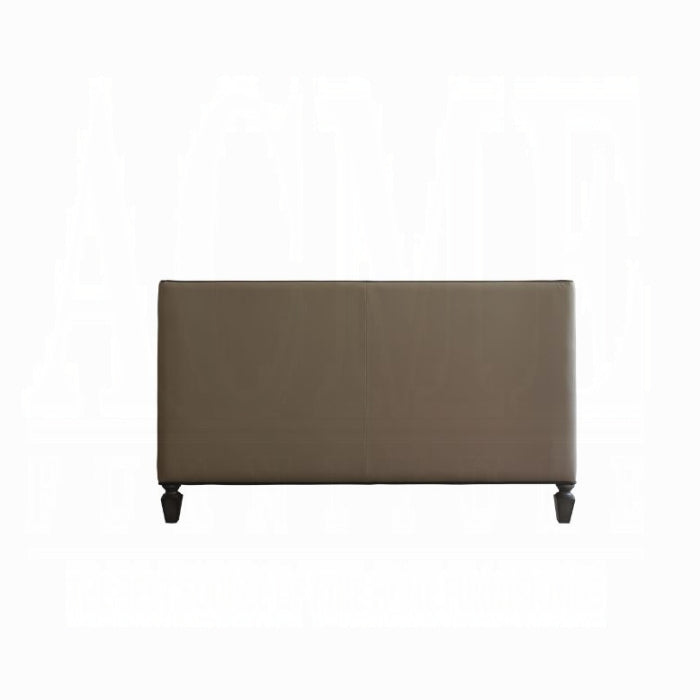 House Beatrice Loveseat W/3 Pillows