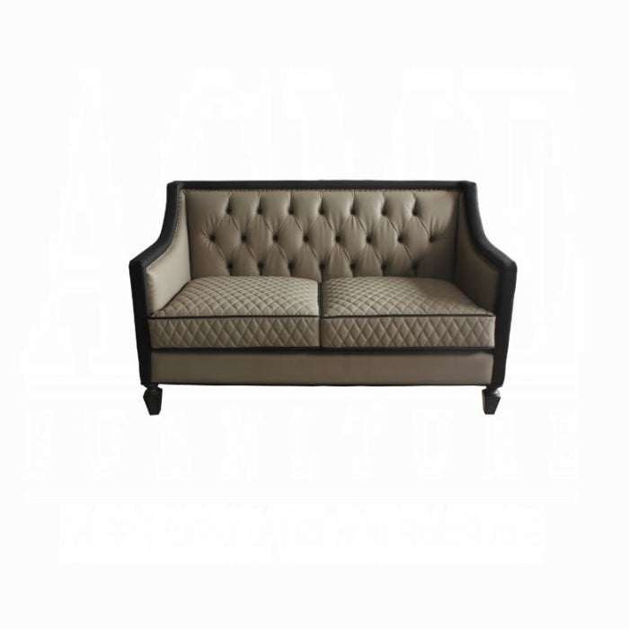 House Beatrice Loveseat W/3 Pillows