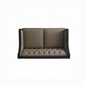 House Beatrice Loveseat W/3 Pillows
