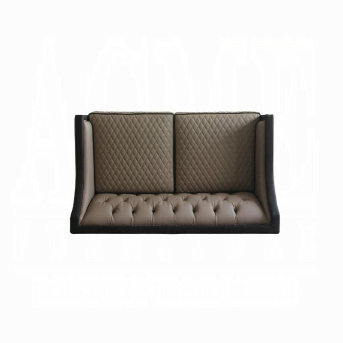 House Beatrice Loveseat W/3 Pillows