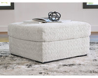 Otomana extragrande con acento de peluche