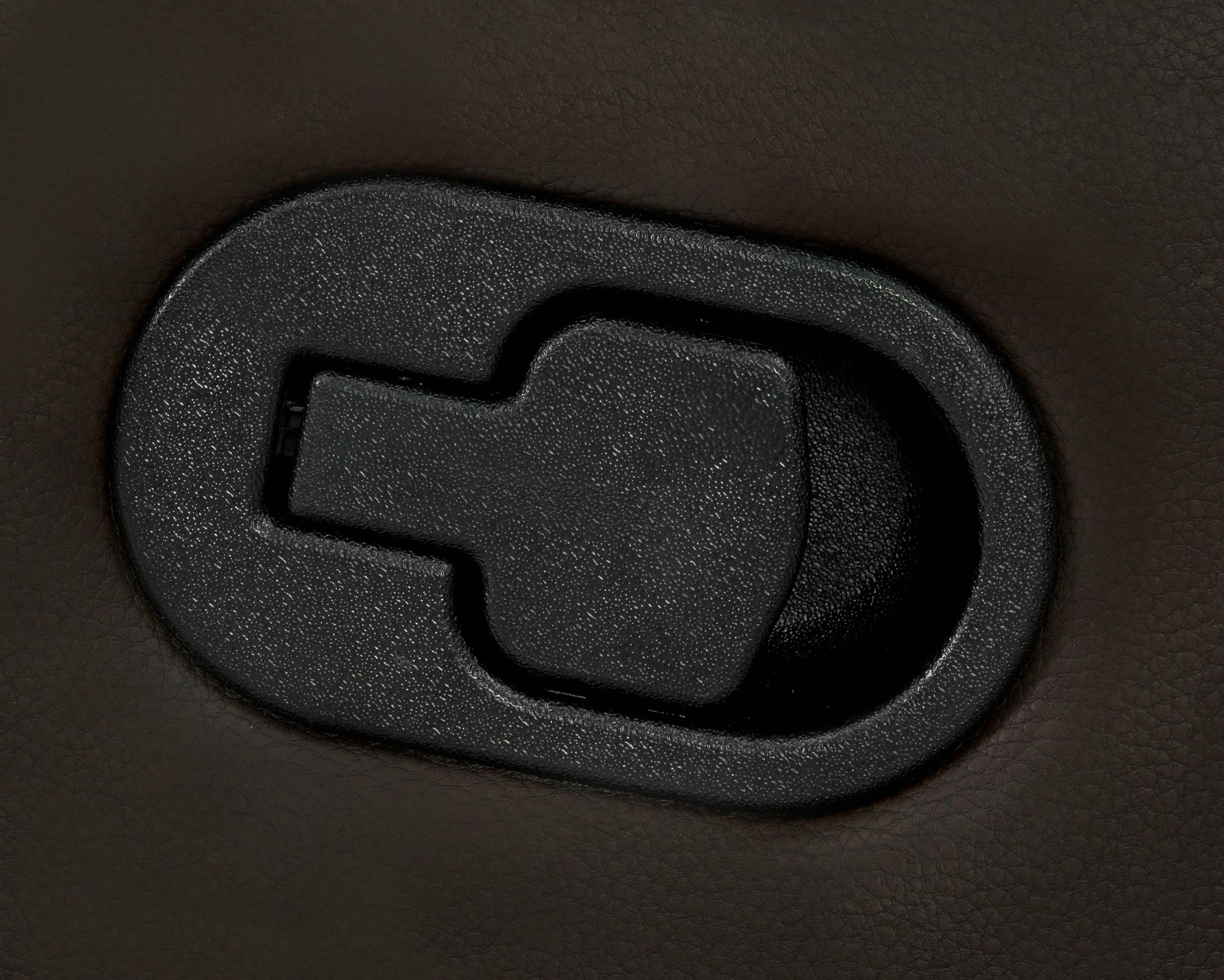 Sawyer Pillow Top Arm Motion Sofa Cocoa