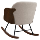 Mecedora Paige Boucle tapizada con respaldo medio en beige
