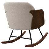 Mecedora Paige Boucle tapizada con respaldo medio en beige