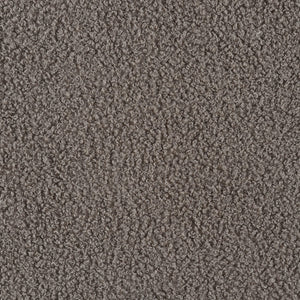Mecedora Paige Boucle tapizada con respaldo medio en color topo