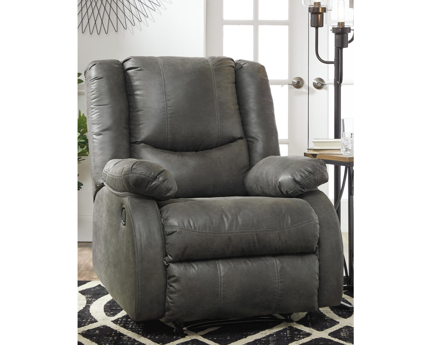 Bladewood Recliner