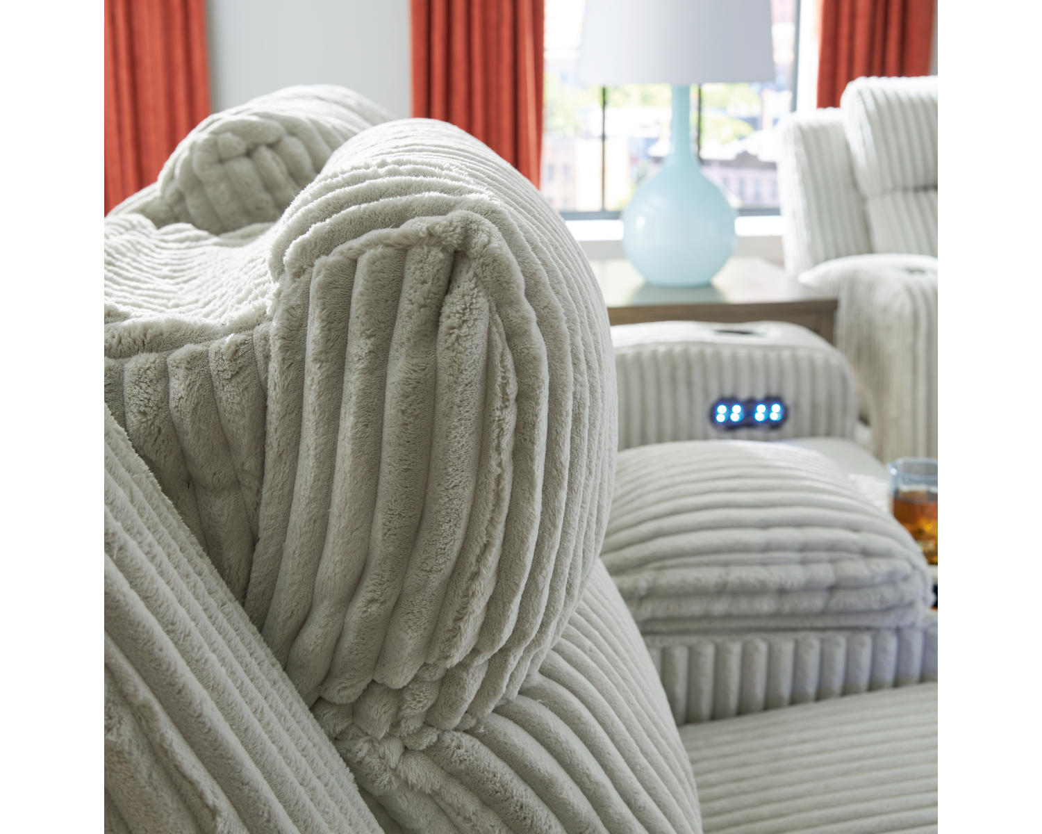 Forest Lake Power Recliner