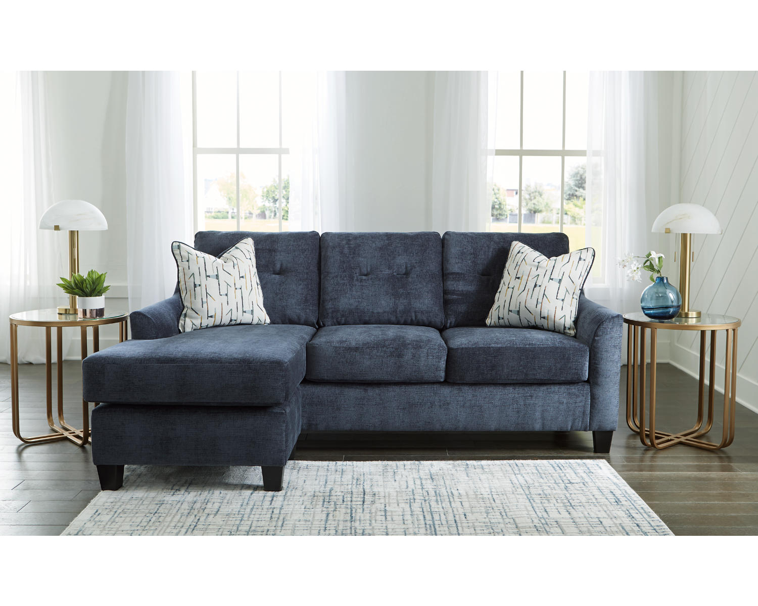 Amity Bay Sofa Chaise