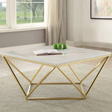 Mesa de centro cuadrada Meryl con superficie de imitación de mármol, blanca y dorada