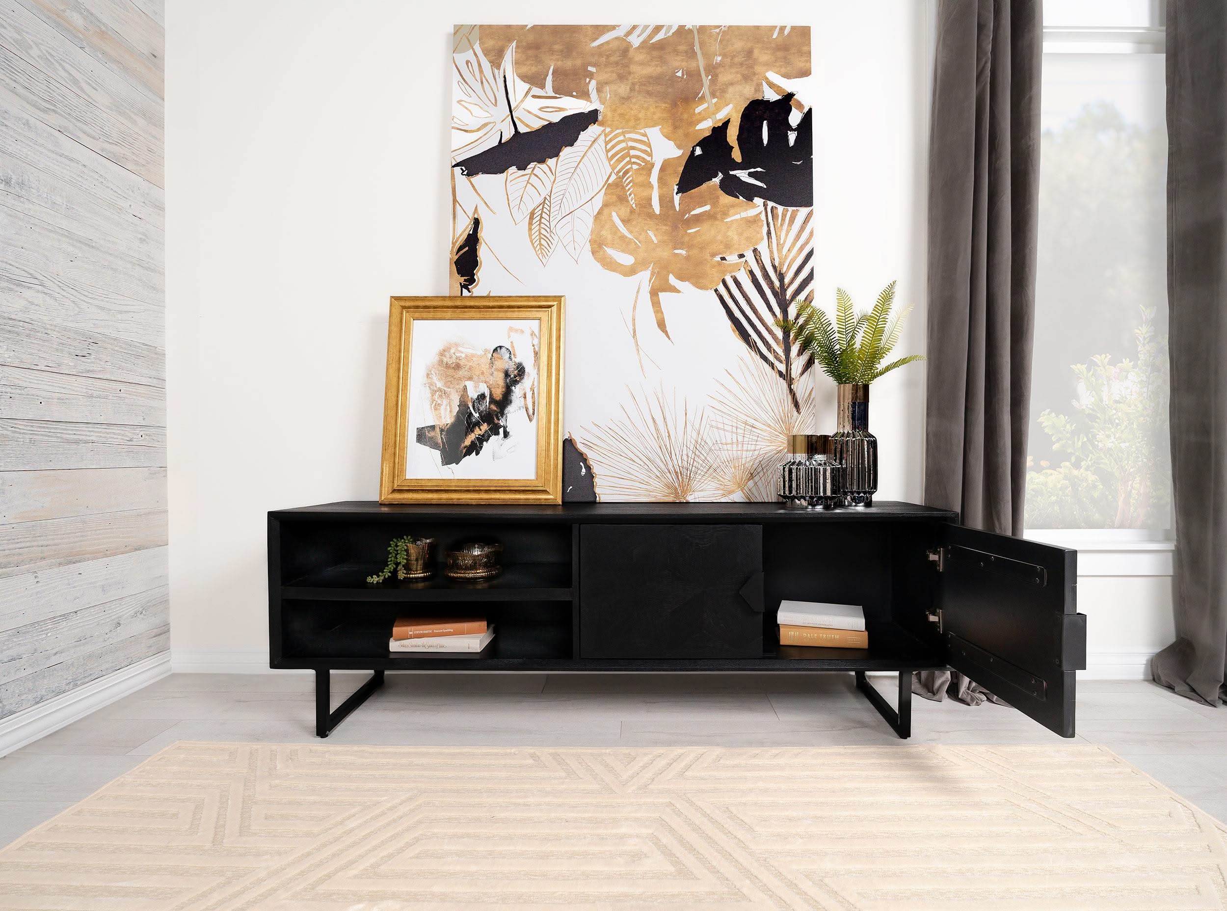 Mueble para TV Marsden de 70 pulgadas, madera de mango, dos puertas, color negro carbón