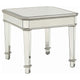 Mesa auxiliar con espejo cuadrado Eisley, color plata