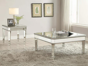 Mesa auxiliar con espejo cuadrado Eisley, color plata