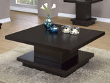 Mesa de centro cuadrada Reston de madera de ingeniería con ruedas, color capuchino