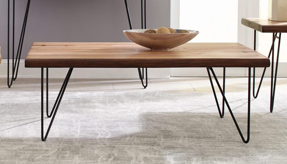 Mesa de centro con patas de horquilla en color miel natural y bronce