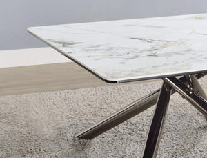 Mesa de centro Carvell cuadrada con superficie de piedra sinterizada Mirage White