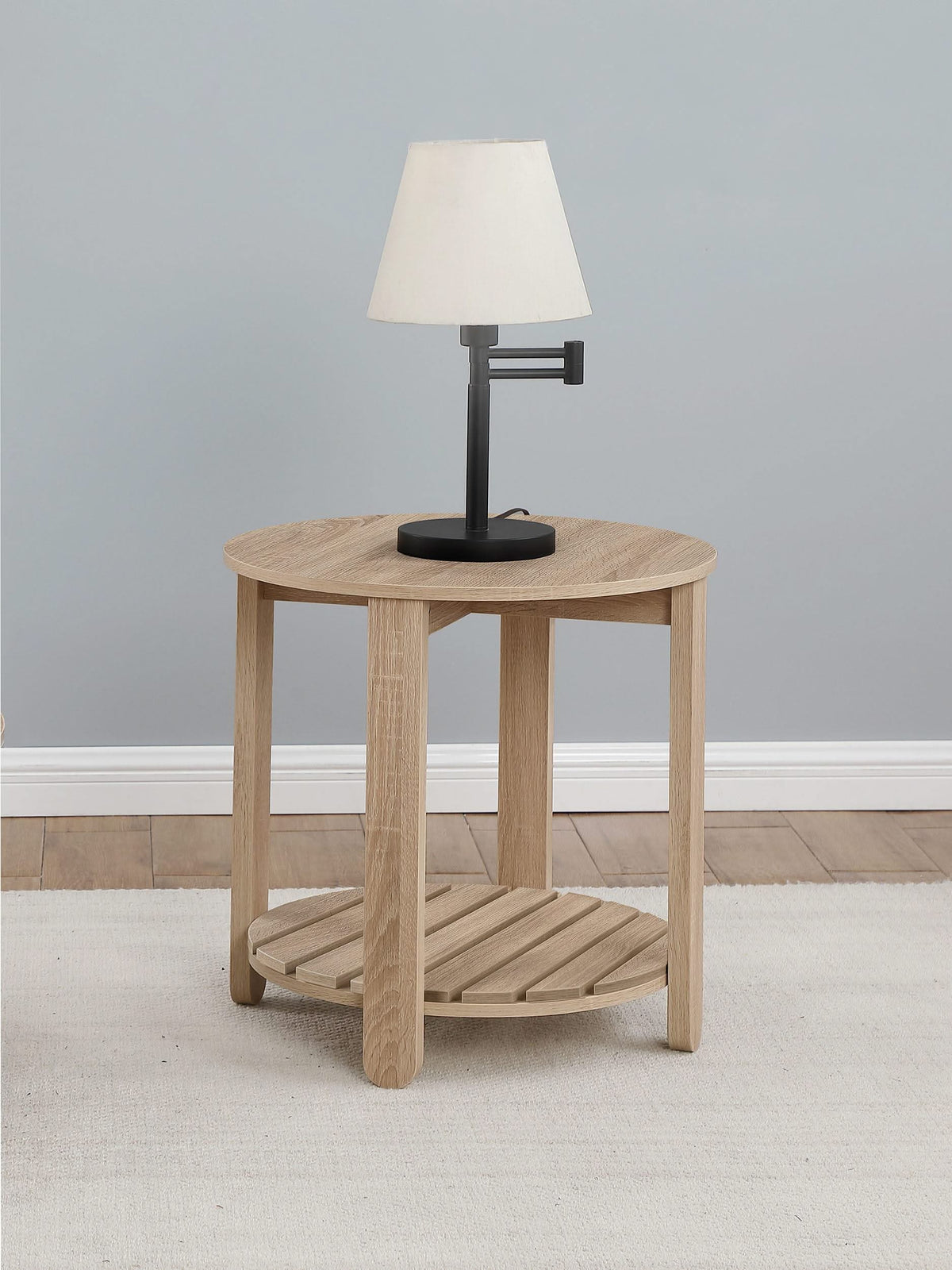 Mesa auxiliar redonda de madera de ingeniería Fowler de 1 estante, color natural